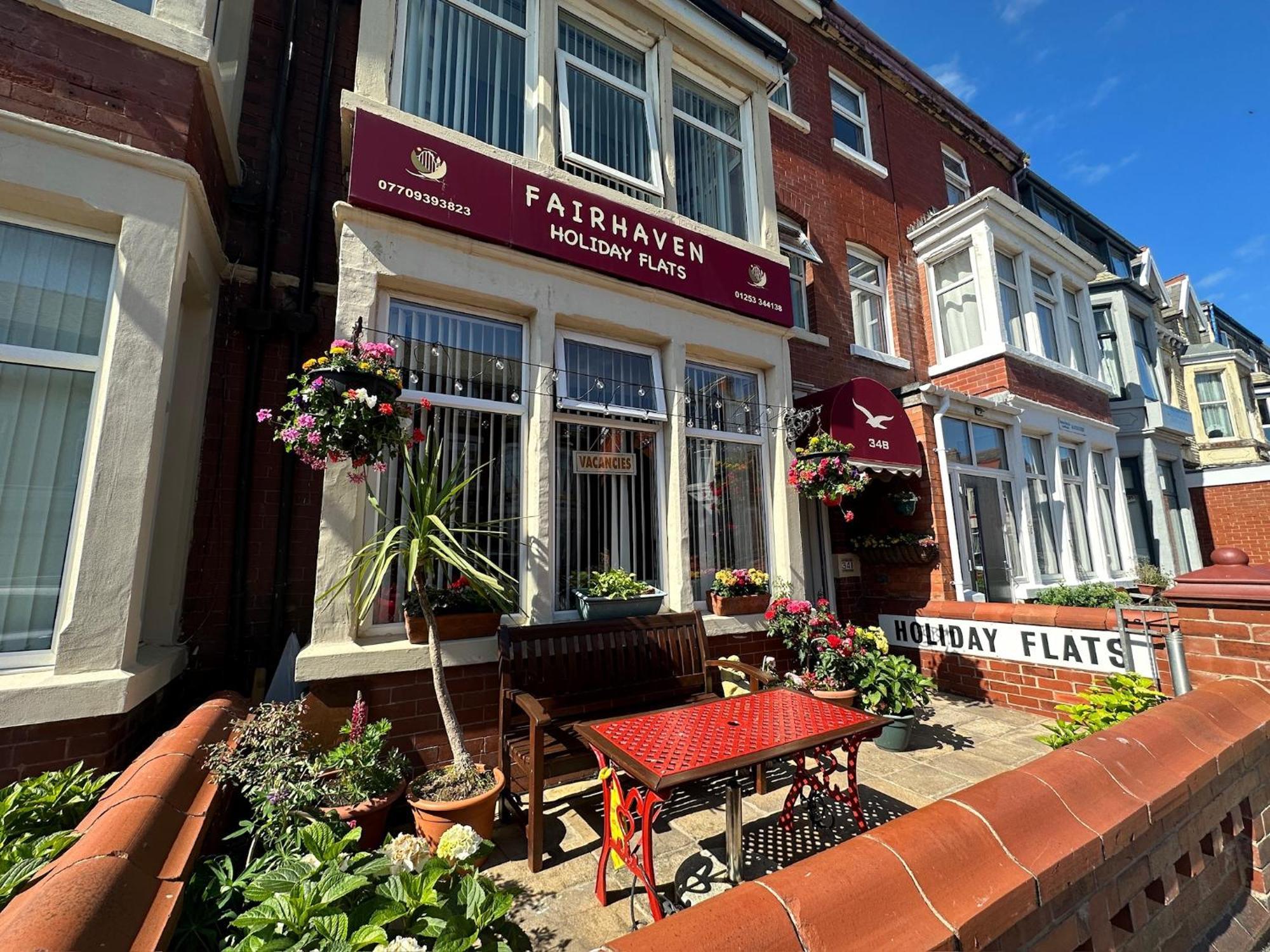 Fairhaven Holiday Flats Blackpool Exterior photo
