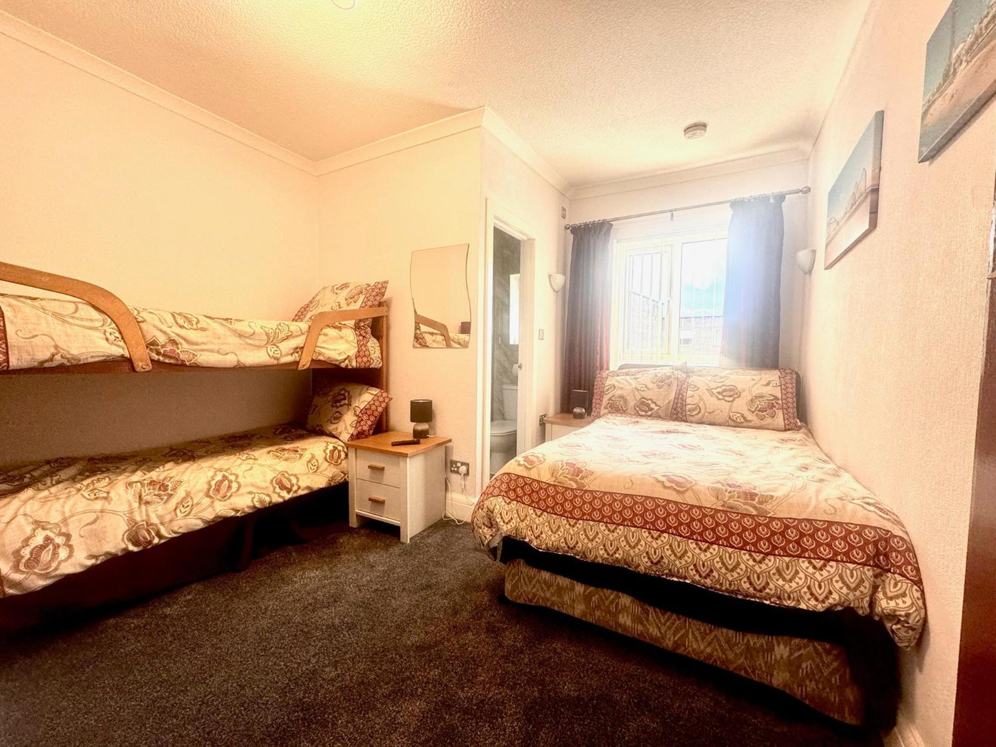 Fairhaven Holiday Flats Blackpool Exterior photo