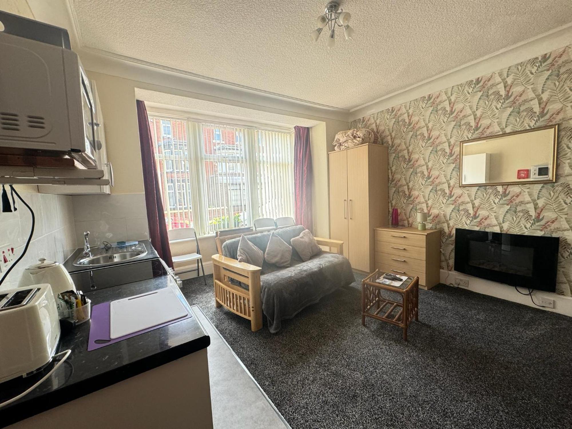 Fairhaven Holiday Flats Blackpool Exterior photo